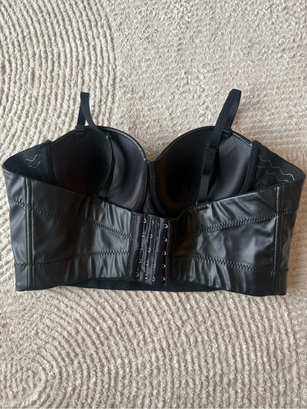 Black Faux Leather Bustier Crop Top Size Large - Picture 5 of 12